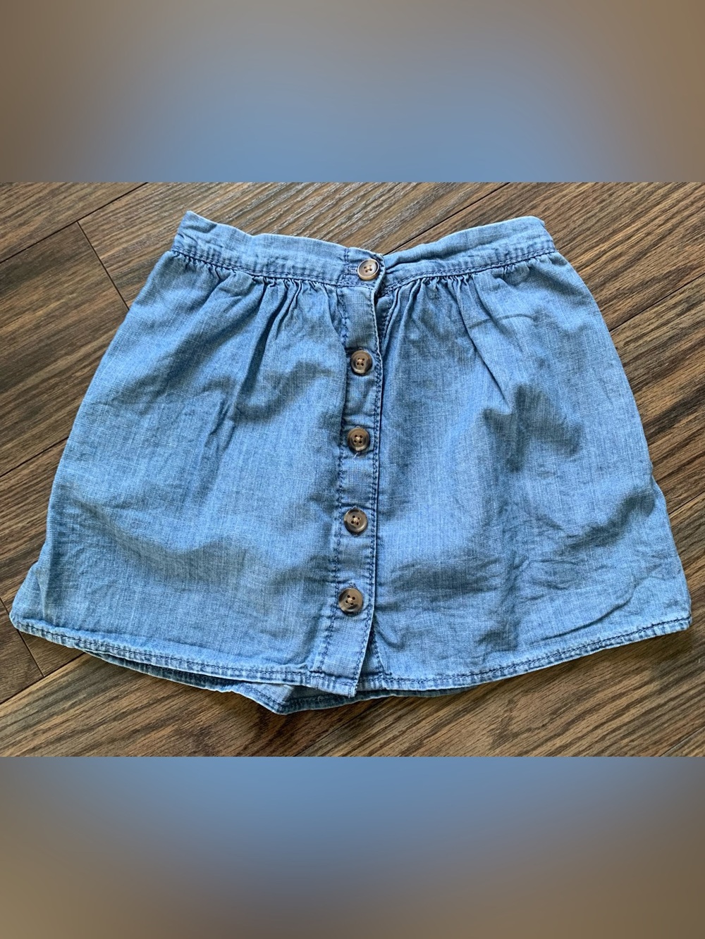Cute Button-Front Denim Skirt Size 5-6yrs